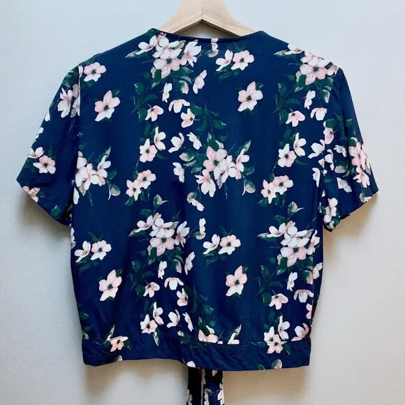 Vero Moda Floral Short Sleeve Crop Top - Picture 8 of 8